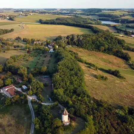 D'hotes A La Ferme Du Moulin Bed & Breakfast Galapian